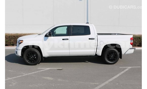 Buy Import Toyota Tundra White Car in Import - Dubai in Kampot Province Buy Import Toyota Tundra White Car in Import - Dubai in Kampot Province