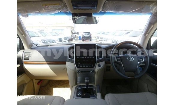 Buy Import Toyota Land Cruiser Black Car in Import - Dubai in Kampot Province Buy Import Toyota Land Cruiser Black Car in Import - Dubai in Kampot Province