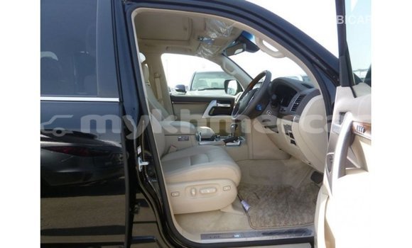 Buy Import Toyota Land Cruiser Black Car in Import - Dubai in Kampot Province Buy Import Toyota Land Cruiser Black Car in Import - Dubai in Kampot Province