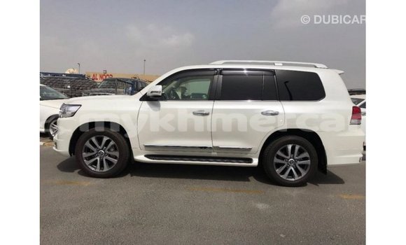 ទិញ នាំចូល Toyota Land Cruiser White ឡាន} ក្នុង Import - Dubai ក្នុង Kampot Province ទិញ នាំចូល Toyota Land Cruiser White ឡាន} ក្នុង Import - Dubai ក្នុង Kampot Province