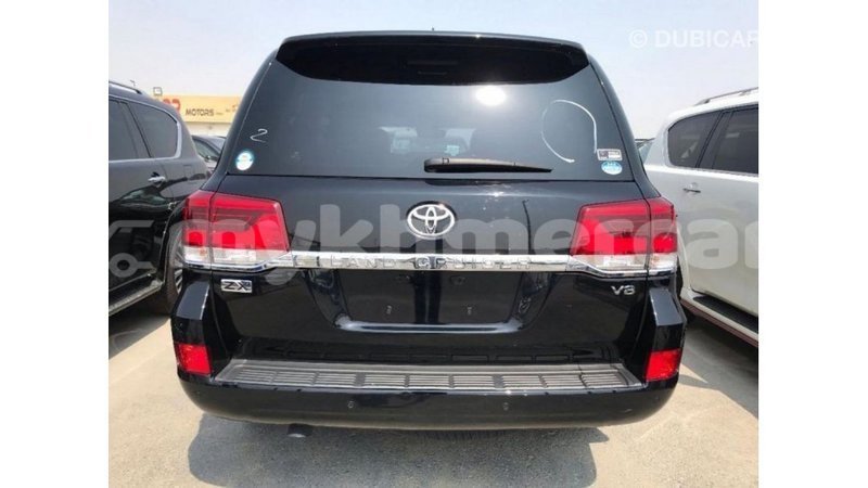 Big with watermark toyota land cruiser kampot province import dubai 3467