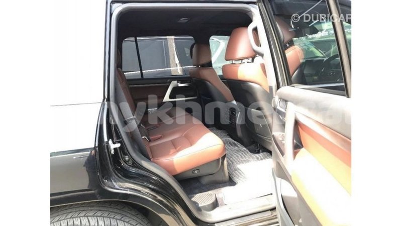 Big with watermark toyota land cruiser kampot province import dubai 3467