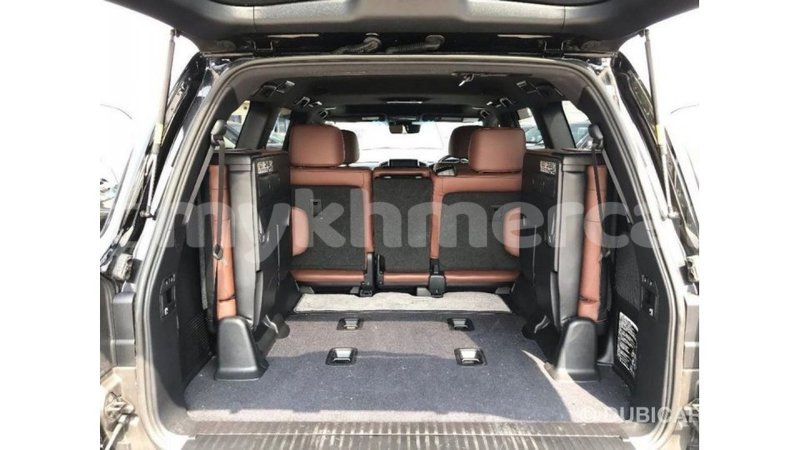 Big with watermark toyota land cruiser kampot province import dubai 3467