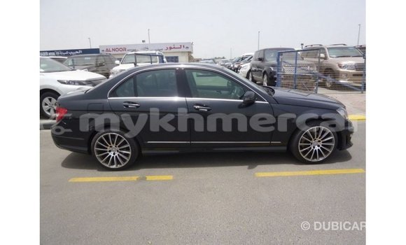 ទិញ នាំចូល Mercedes-Benz 190 (W201) Black ឡាន} ក្នុង Import - Dubai ក្នុង Kampot Province ទិញ នាំចូល Mercedes-Benz 190 (W201) Black ឡាន} ក្នុង Import - Dubai ក្នុង Kampot Province