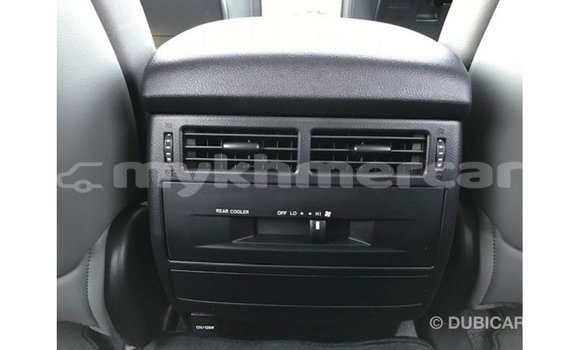 ទិញ នាំចូល Toyota Land Cruiser White ឡាន} ក្នុង Import - Dubai ក្នុង Kampot Province ទិញ នាំចូល Toyota Land Cruiser White ឡាន} ក្នុង Import - Dubai ក្នុង Kampot Province