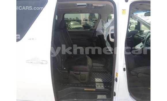 ទិញ នាំចូល Toyota Vellfire White ឡាន} ក្នុង Import - Dubai ក្នុង Kampot Province ទិញ នាំចូល Toyota Vellfire White ឡាន} ក្នុង Import - Dubai ក្នុង Kampot Province