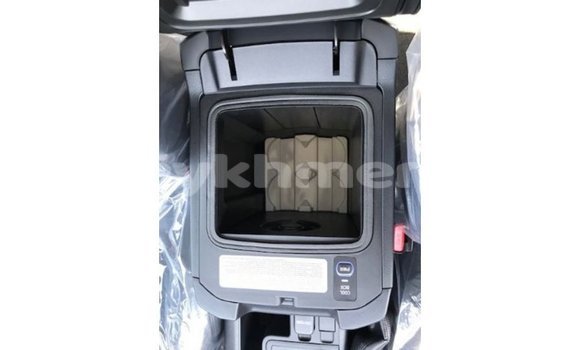 Acheter Import Voiture Toyota Prado Noir à Import - Dubai, Kampot Province Acheter Import Voiture Toyota Prado Noir à Import - Dubai, Kampot Province