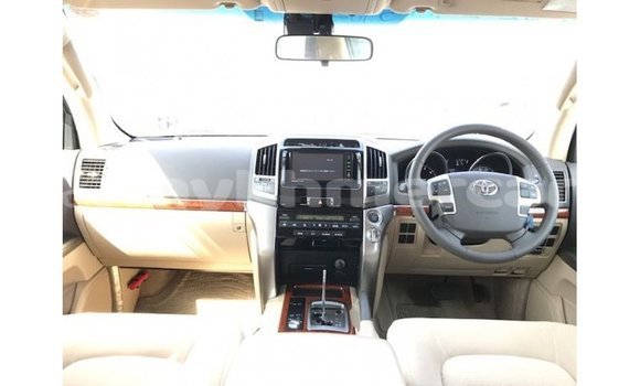 Buy Import Toyota Land Cruiser Black Car in Import - Dubai in Kampot Province Buy Import Toyota Land Cruiser Black Car in Import - Dubai in Kampot Province