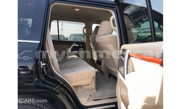 Buy Import Toyota Land Cruiser Black Car in Import - Dubai in Kampot Province Buy Import Toyota Land Cruiser Black Car in Import - Dubai in Kampot Province