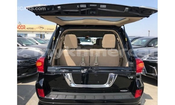 Buy Import Toyota Land Cruiser Black Car in Import - Dubai in Kampot Province Buy Import Toyota Land Cruiser Black Car in Import - Dubai in Kampot Province
