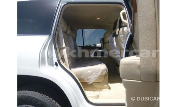 ទិញ នាំចូល Toyota Land Cruiser White ឡាន} ក្នុង Import - Dubai ក្នុង Kampot Province ទិញ នាំចូល Toyota Land Cruiser White ឡាន} ក្នុង Import - Dubai ក្នុង Kampot Province
