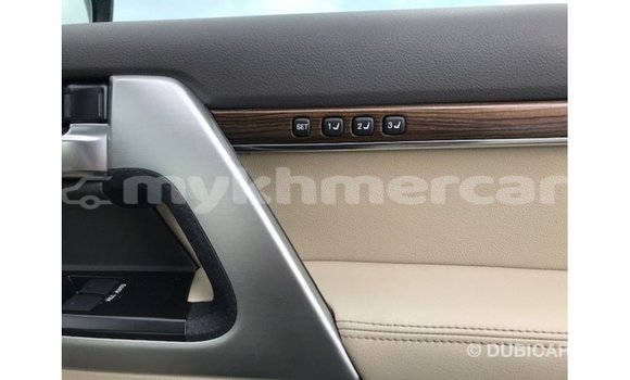 ទិញ នាំចូល Toyota Land Cruiser White ឡាន} ក្នុង Import - Dubai ក្នុង Kampot Province ទិញ នាំចូល Toyota Land Cruiser White ឡាន} ក្នុង Import - Dubai ក្នុង Kampot Province