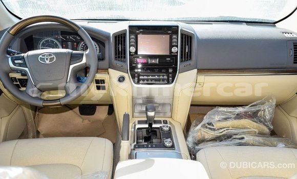 Acheter Import Voiture Toyota Land Cruiser Noir à Import - Dubai, Kampot Province Acheter Import Voiture Toyota Land Cruiser Noir à Import - Dubai, Kampot Province
