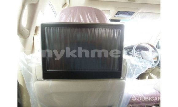 ទិញ នាំចូល Toyota Land Cruiser White ឡាន} ក្នុង Import - Dubai ក្នុង Kampot Province ទិញ នាំចូល Toyota Land Cruiser White ឡាន} ក្នុង Import - Dubai ក្នុង Kampot Province