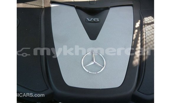 Buy Import Mercedes-Benz 190 (W201) White Car in Import - Dubai in Kampot Province Buy Import Mercedes-Benz 190 (W201) White Car in Import - Dubai in Kampot Province