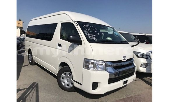 Buy Import Toyota Hiace White Car in Import - Dubai in Kampot Province Buy Import Toyota Hiace White Car in Import - Dubai in Kampot Province