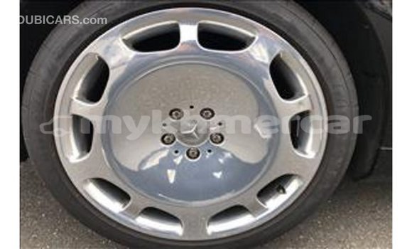 Acheter Import Voiture Mercedes-Benz 190 (W201) Noir à Import - Dubai, Kampot Province Acheter Import Voiture Mercedes-Benz 190 (W201) Noir à Import - Dubai, Kampot Province