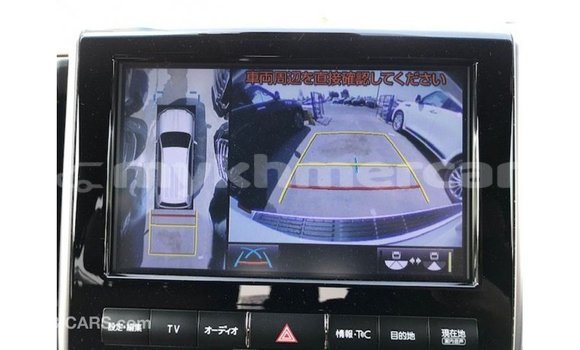 Acheter Import Voiture Toyota Land Cruiser Blanc à Import - Dubai, Kampot Province Acheter Import Voiture Toyota Land Cruiser Blanc à Import - Dubai, Kampot Province