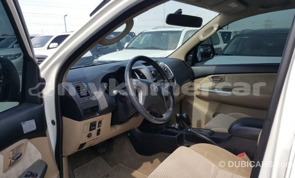 Buy Import Toyota Fortuner White Car in Import - Dubai in Kampot Province Buy Import Toyota Fortuner White Car in Import - Dubai in Kampot Province