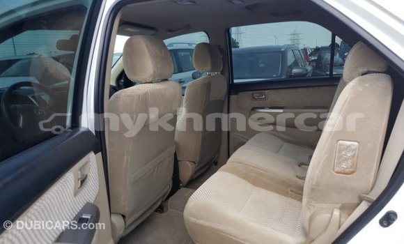 Buy Import Toyota Fortuner White Car in Import - Dubai in Kampot Province Buy Import Toyota Fortuner White Car in Import - Dubai in Kampot Province