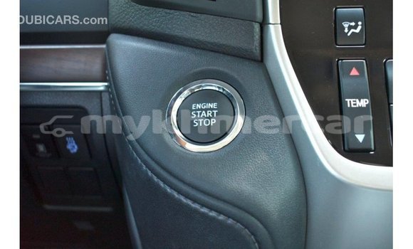 Acheter Import Voiture Toyota Land Cruiser Noir à Import - Dubai, Kampot Province Acheter Import Voiture Toyota Land Cruiser Noir à Import - Dubai, Kampot Province