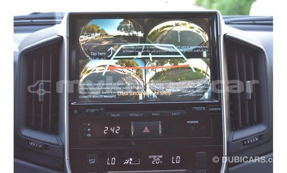 Acheter Import Voiture Toyota Land Cruiser Noir à Import - Dubai, Kampot Province Acheter Import Voiture Toyota Land Cruiser Noir à Import - Dubai, Kampot Province