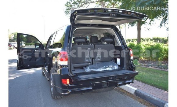Acheter Import Voiture Toyota Land Cruiser Noir à Import - Dubai, Kampot Province Acheter Import Voiture Toyota Land Cruiser Noir à Import - Dubai, Kampot Province