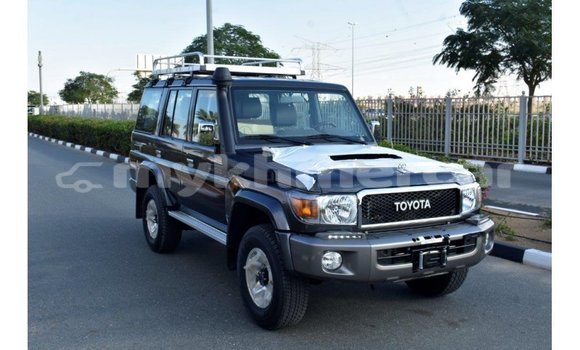 Acheter Import Voiture Toyota Land Cruiser Autre à Import - Dubai, Kampot Province Acheter Import Voiture Toyota Land Cruiser Autre à Import - Dubai, Kampot Province