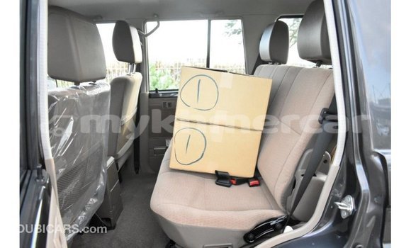 Acheter Import Voiture Toyota Land Cruiser Autre à Import - Dubai, Kampot Province Acheter Import Voiture Toyota Land Cruiser Autre à Import - Dubai, Kampot Province