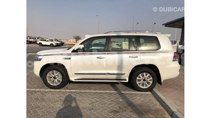 Big with watermark toyota land cruiser kampot province import dubai 3593