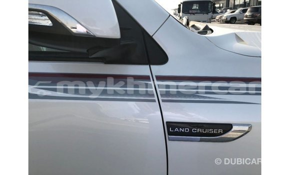 Buy Import Toyota Land Cruiser White Car in Import - Dubai in Kampot Province Buy Import Toyota Land Cruiser White Car in Import - Dubai in Kampot Province