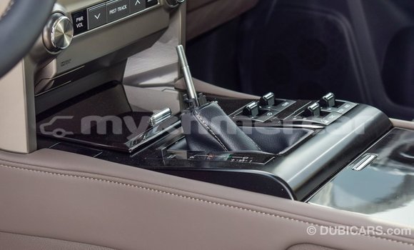 Acheter Import Voiture Lexus GX Blanc à Import - Dubai, Kampot Province Acheter Import Voiture Lexus GX Blanc à Import - Dubai, Kampot Province