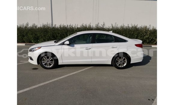 Acheter Import Voiture Hyundai Sonata Blanc à Import - Dubai, Kampot Province Acheter Import Voiture Hyundai Sonata Blanc à Import - Dubai, Kampot Province