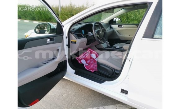 Acheter Import Voiture Hyundai Sonata Blanc à Import - Dubai, Kampot Province Acheter Import Voiture Hyundai Sonata Blanc à Import - Dubai, Kampot Province