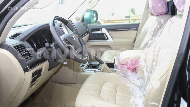 Big with watermark toyota land cruiser kampot province import dubai 3608