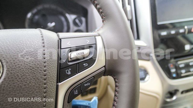 Big with watermark toyota land cruiser kampot province import dubai 3608