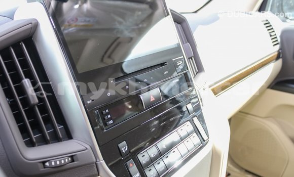 Buy Import Toyota Land Cruiser White Car in Import - Dubai in Kampot Province Buy Import Toyota Land Cruiser White Car in Import - Dubai in Kampot Province