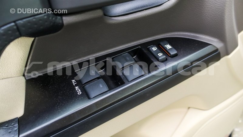 Big with watermark toyota land cruiser kampot province import dubai 3610