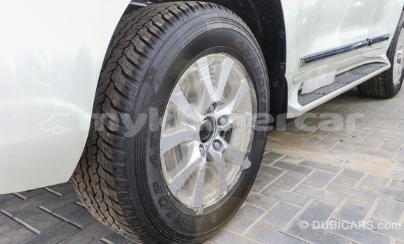 Buy Import Toyota Land Cruiser White Car in Import - Dubai in Kampot Province Buy Import Toyota Land Cruiser White Car in Import - Dubai in Kampot Province