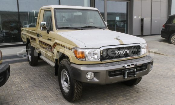Buy Import Toyota Land Cruiser Beige Car in Import - Dubai in Kampot Province Buy Import Toyota Land Cruiser Beige Car in Import - Dubai in Kampot Province