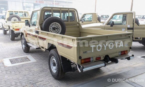 Buy Import Toyota Land Cruiser Beige Car in Import - Dubai in Kampot Province Buy Import Toyota Land Cruiser Beige Car in Import - Dubai in Kampot Province