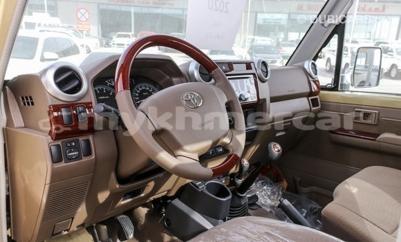 Buy Import Toyota Land Cruiser Beige Car in Import - Dubai in Kampot Province Buy Import Toyota Land Cruiser Beige Car in Import - Dubai in Kampot Province