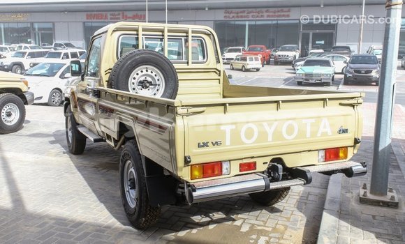 Buy Import Toyota Land Cruiser Beige Car in Import - Dubai in Kampot Province Buy Import Toyota Land Cruiser Beige Car in Import - Dubai in Kampot Province
