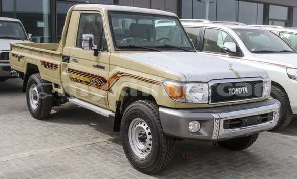 Buy Import Toyota Land Cruiser Beige Car in Import - Dubai in Kampot Province Buy Import Toyota Land Cruiser Beige Car in Import - Dubai in Kampot Province