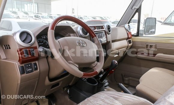 Buy Import Toyota Land Cruiser Beige Car in Import - Dubai in Kampot Province Buy Import Toyota Land Cruiser Beige Car in Import - Dubai in Kampot Province