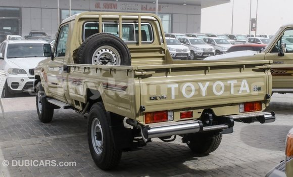 Buy Import Toyota Land Cruiser Beige Car in Import - Dubai in Kampot Province Buy Import Toyota Land Cruiser Beige Car in Import - Dubai in Kampot Province