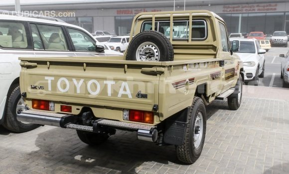 Buy Import Toyota Land Cruiser Beige Car in Import - Dubai in Kampot Province Buy Import Toyota Land Cruiser Beige Car in Import - Dubai in Kampot Province