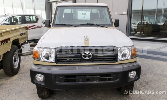 Buy Import Toyota Land Cruiser Beige Car in Import - Dubai in Kampot Province Buy Import Toyota Land Cruiser Beige Car in Import - Dubai in Kampot Province