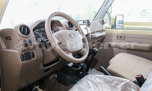 Buy Import Toyota Land Cruiser Beige Car in Import - Dubai in Kampot Province Buy Import Toyota Land Cruiser Beige Car in Import - Dubai in Kampot Province