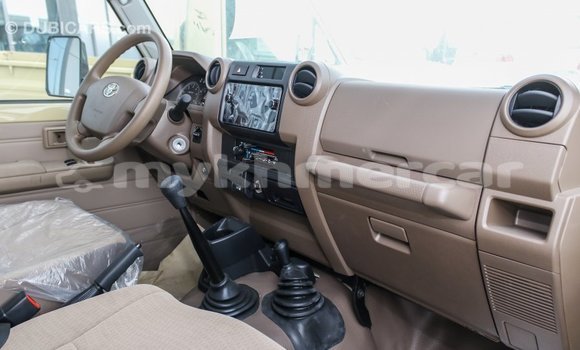 Buy Import Toyota Land Cruiser Beige Car in Import - Dubai in Kampot Province Buy Import Toyota Land Cruiser Beige Car in Import - Dubai in Kampot Province
